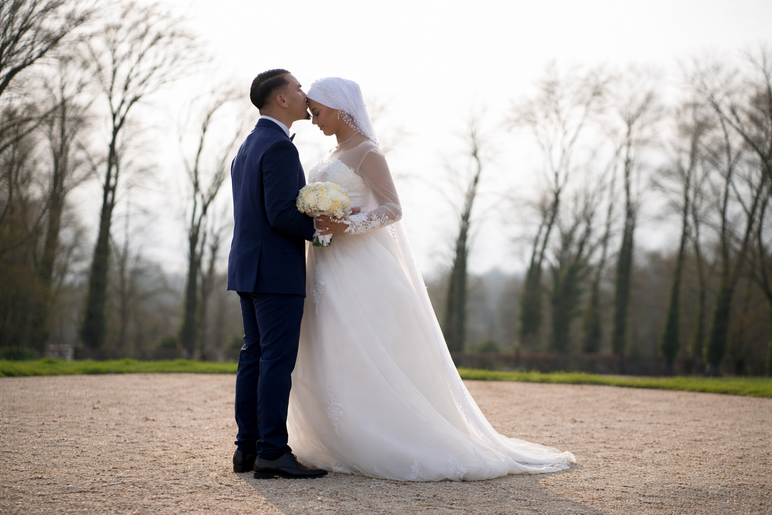 [Équipe de photographes et vidéastes]